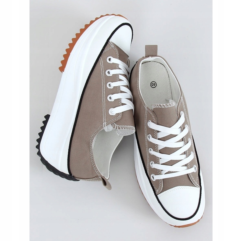 Sneakers firmate suola in kaki VL137P Green verde 1