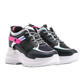 Sneakers nere su una spessa suola Johan nero 1