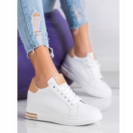 Ideal Shoes Sneakers con zeppa primaverile bianca 3