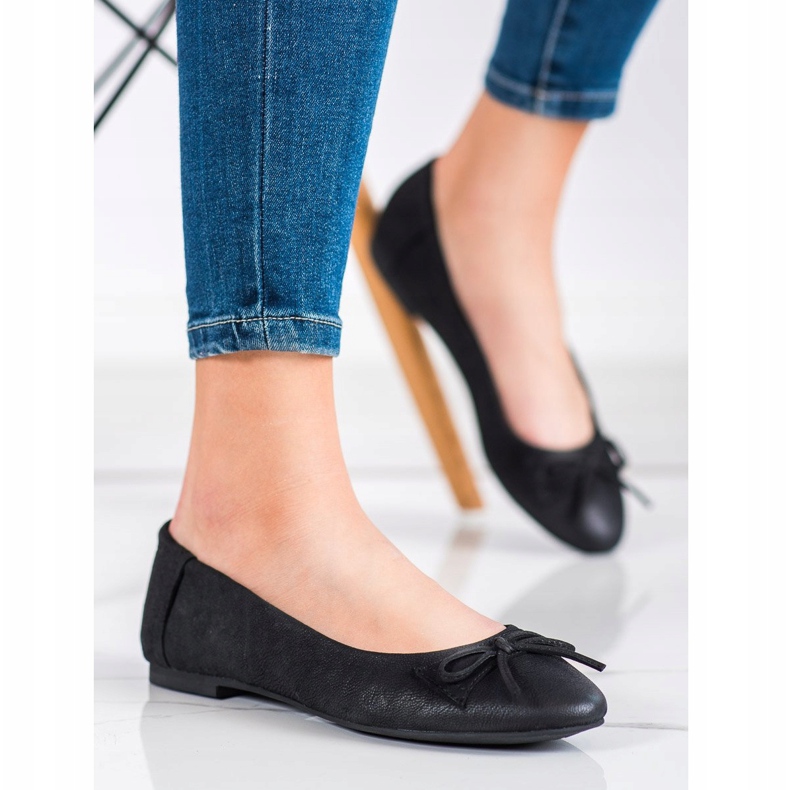 SHELOVET Ballerina classica con fiocco nero 1