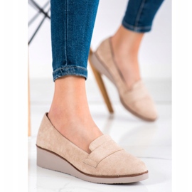 Signori in pelle scamosciata sulla zeppa VINCEZA beige 1