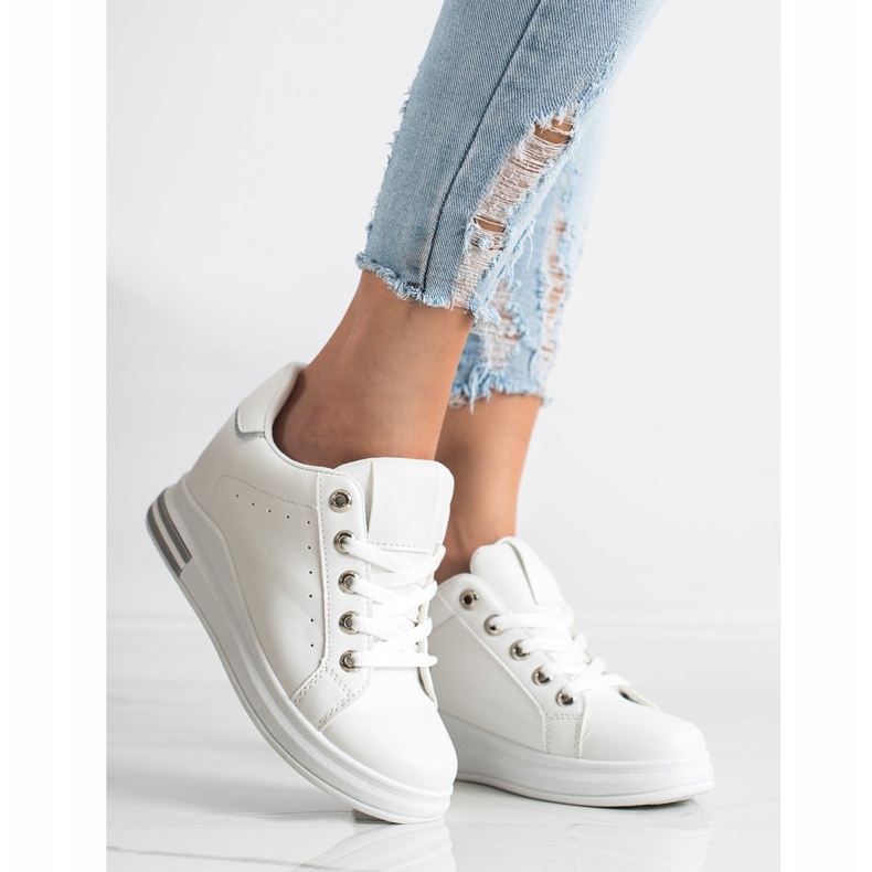 SHELOVET Sneakers bianche con zeppa bianca 2