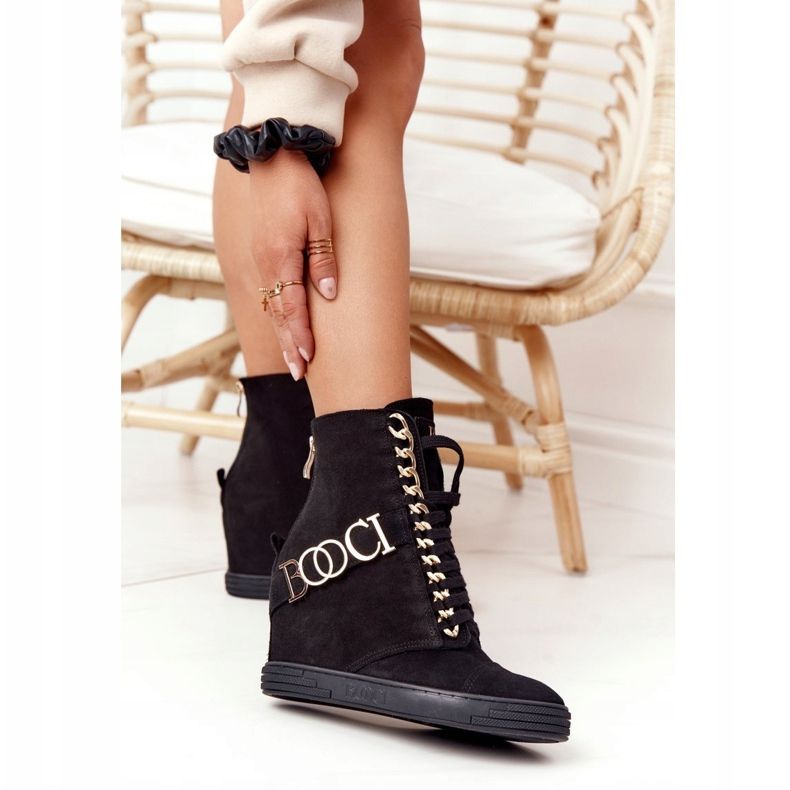 Sneakers da donna in camoscio BOOCI 2222 Golden Black Letters nero 2