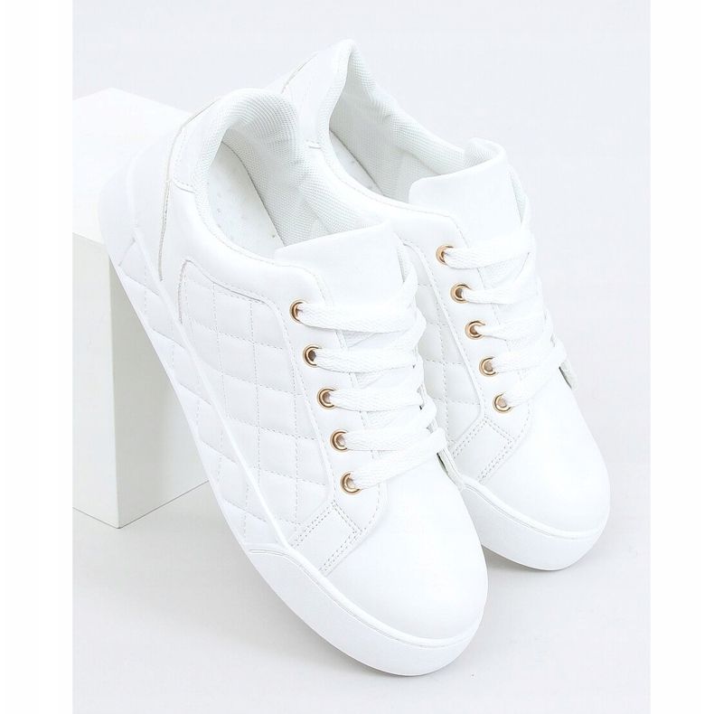 Sneakers bianche da donna trapuntate BL232P White bianco 1