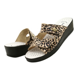 Stampa leopardo a infradito in pelle da donna beige 3