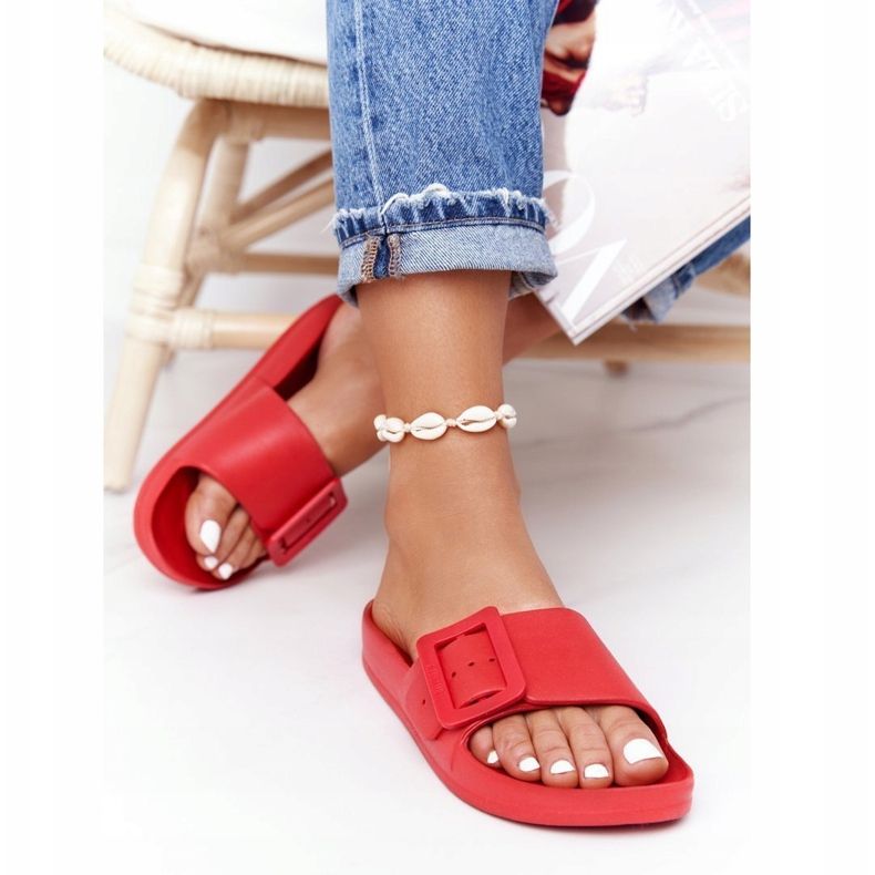 Pantofole da donna Big Star con fibbia FF274A385 Rosse rosso 1