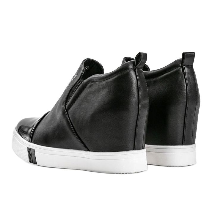 Sneakers nere da donna con scritte Caroline nero 1
