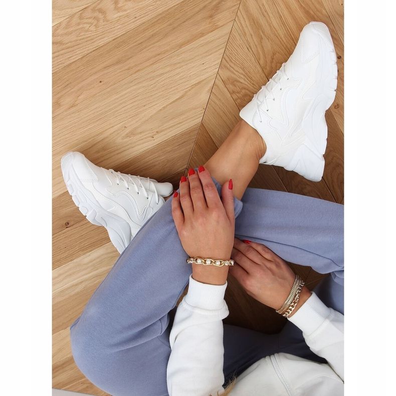 Scarpe sportive bianche YL-45 White bianca 2