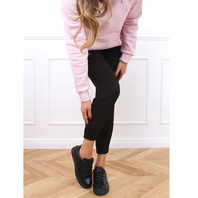Sneakers nere da donna A6021 Black nero 1