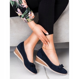 Vinceza Pompe a cuneo traforate blu navy 1