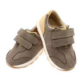 Mazurek Scarpe per ragazzi in pelle 1362 in velcro marrone 3