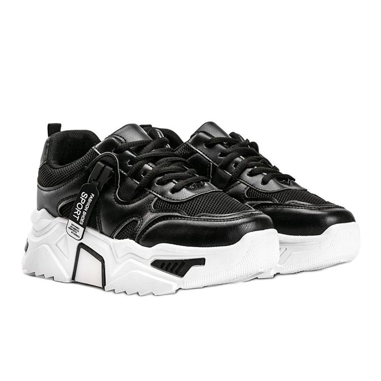 Sneakers nere con suola spessa Cristina nero 1