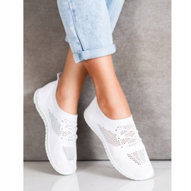 Sneakers MCKEYLOR traforate bianco 1
