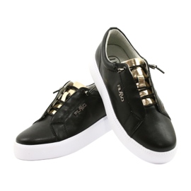 Filippo Eleganti sneakers in pelle nera DP2041/21 BK Nero 3