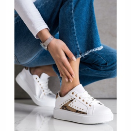 SHELOVET Sneakers bianche sulla piattaforma beige bianco nero 2