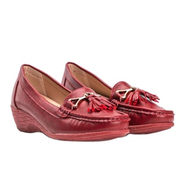 Mocassini in ecopelle bordeaux su zeppa Anne rosso 1
