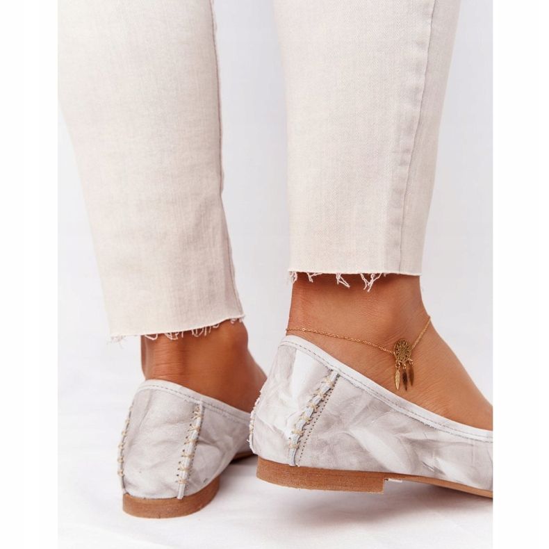 Ballerine in pelle da donna Maciejka 01358-44 Beige sporco 1
