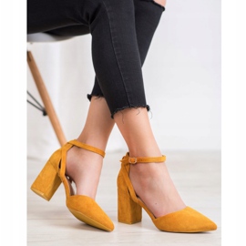 Seastar Décolleté in pelle scamosciata alla moda giallo 1
