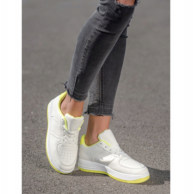 SHELOVET Scarpe Da Ginnastica Sulla Piattaforma bianco 2