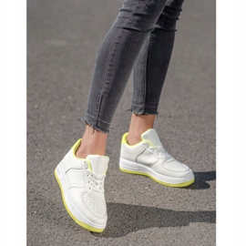 SHELOVET Scarpe Da Ginnastica Sulla Piattaforma bianco 1