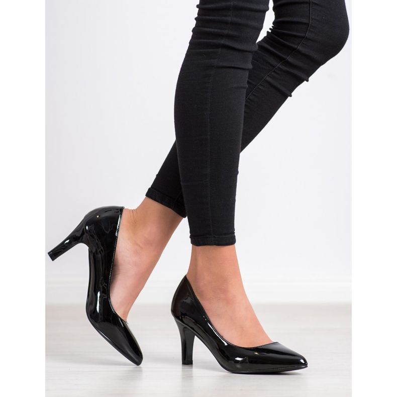 Goodin Décolleté laccate nero 1