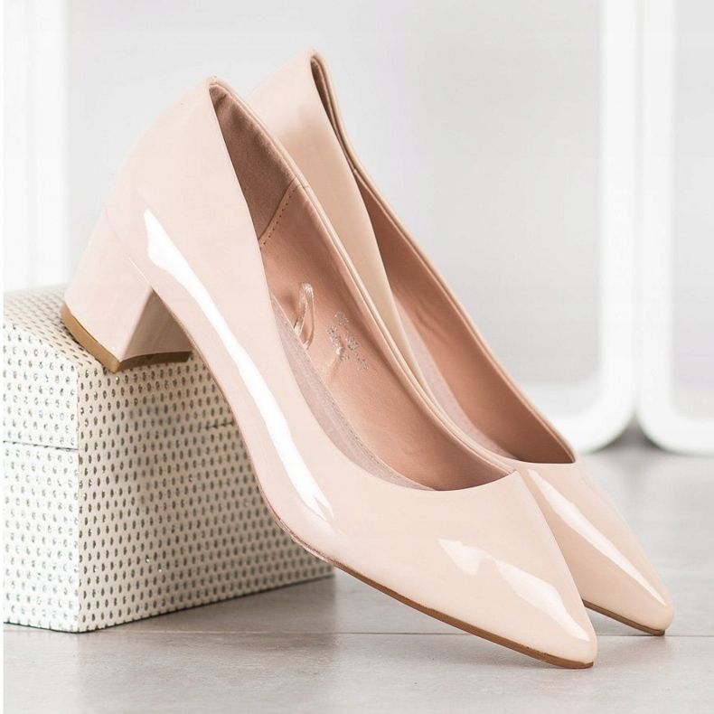 Goodin Décolleté Laccate In Spitz beige 1