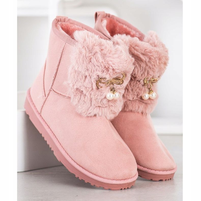 Queentina Mukluki caldo con ornamento rosa 2