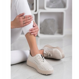 Goodin Calzature in pelle traforata beige 1