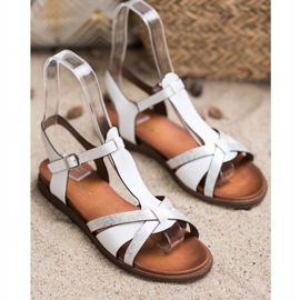 I sandali bianchi di Sergio Leone bianco 1