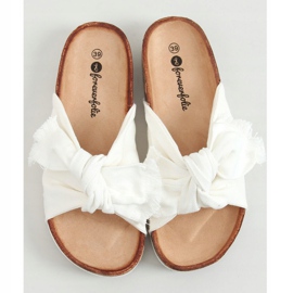 Pantofole bianche WS11 in cotone bianco 1