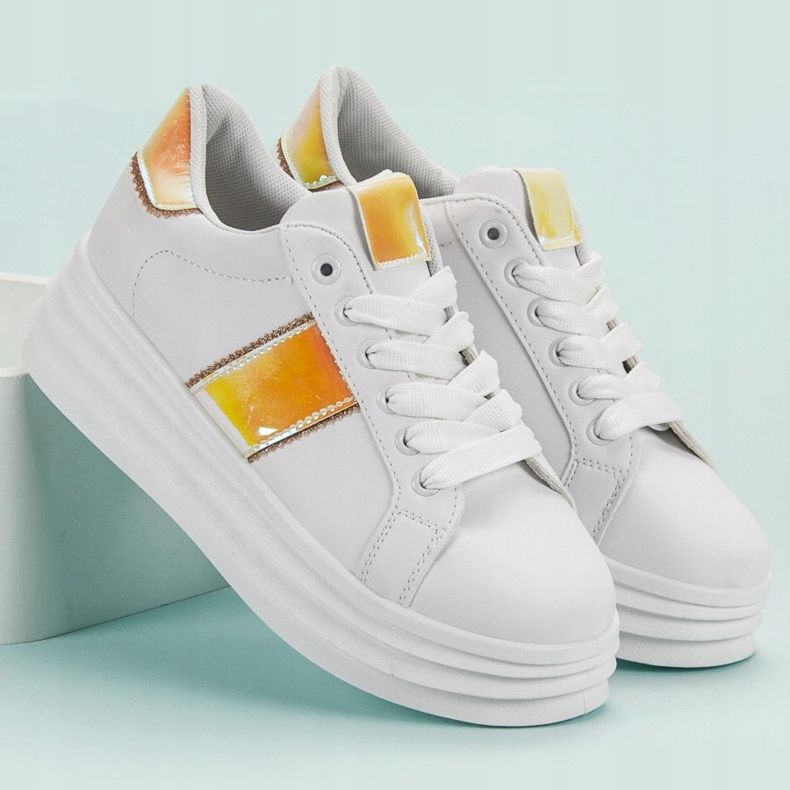 SHELOVET Scarpe bianche sulla piattaforma bianco 1