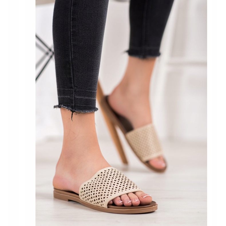 Renda Pantofole traforate marrone 2