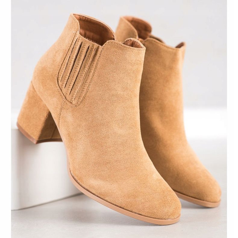 Bella Paris Stivaletti corti in pelle scamosciata beige 2