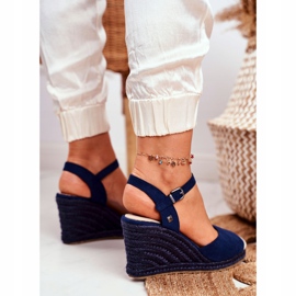 Sandali da donna su una zeppa intrecciata Big Star Navy Blue DD274A172 beige blu navy 3