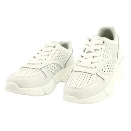 Scarpe Sportive in Pelle da Donna Bianche FILIPPO DP2156/21 WH bianco 1