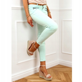 Sandali su una zeppa beige LL6351 Nude 2
