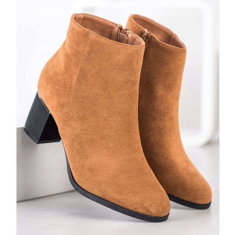 SHELOVET Stivaletti in pelle scamosciata cammello marrone giallo 1