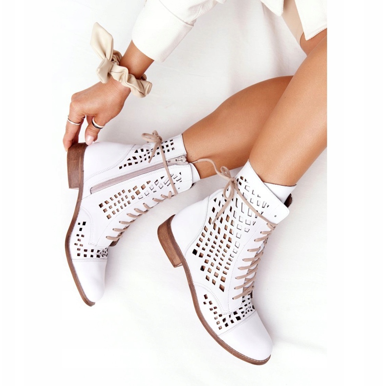 Stivali in pelle traforata Nicole 2627 Bianco 4