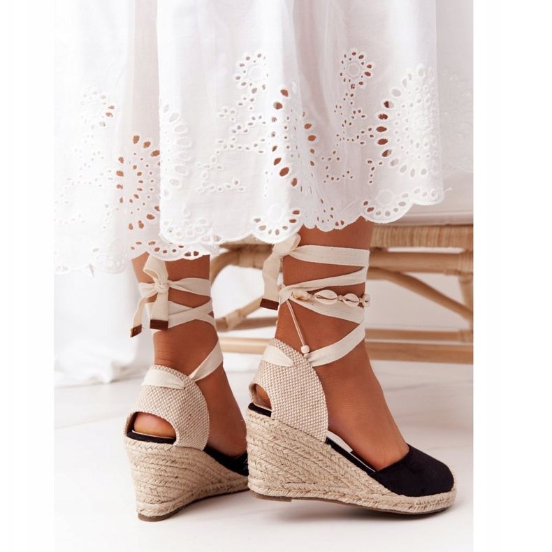 PG1 Sandali neri con zeppa annodati Nelly con trecce beige nero 1