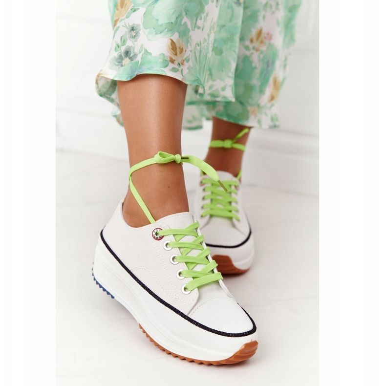 NEWS Sneakers Da Donna Sulla Piattaforma White Electric Love bianco verde 2