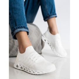 Scarpe sportive leggere Mckeylor bianca 2