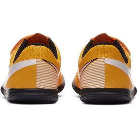 Nike Mercurial Vapor 13 Club Ic PS (V) Junior AT8170 801 scarpe da calcio bianco nero arancia 2