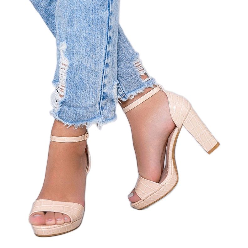 Sandali beige su palo con motivo in pelle Black Rose 1