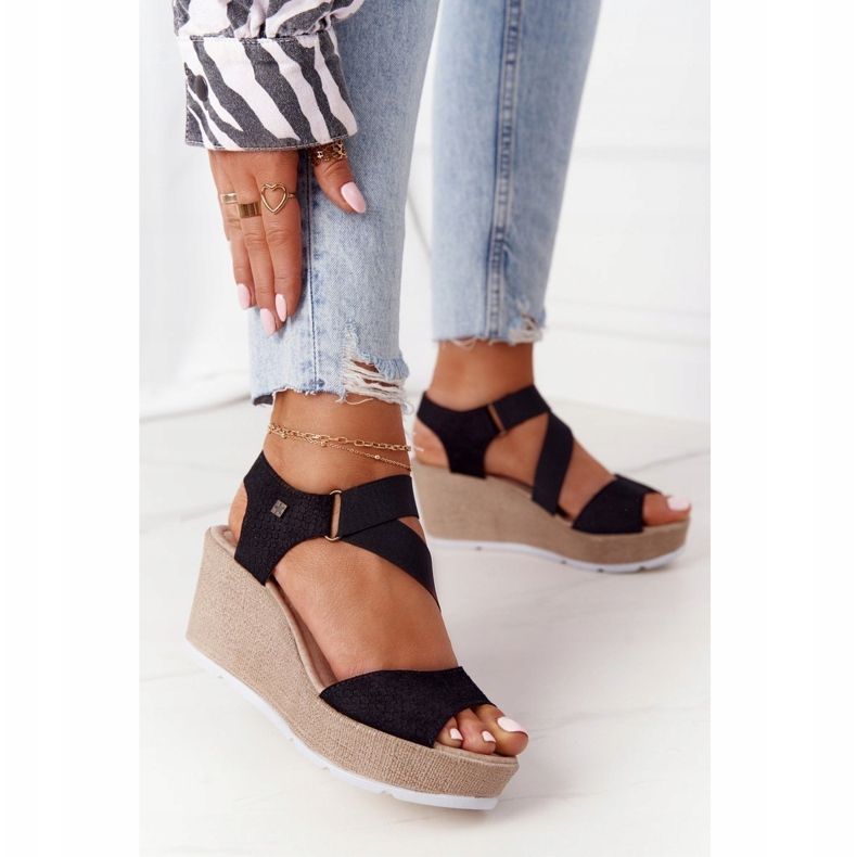 Sandali con zeppa in pelle Big Star FF276016 Nero 1