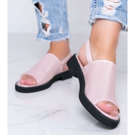 Sandali rosa con tacco piatto di Betsy 1