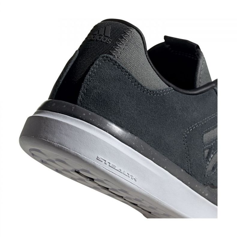 Scarpe Adidas Sleuth M EF7179 verde 1