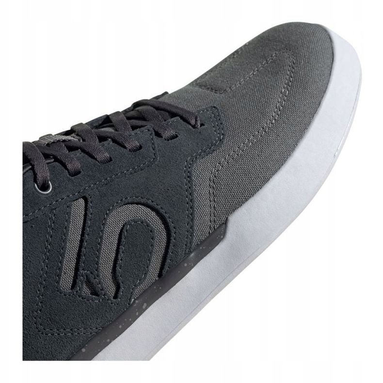 Scarpe Adidas Sleuth M EF7179 verde 2