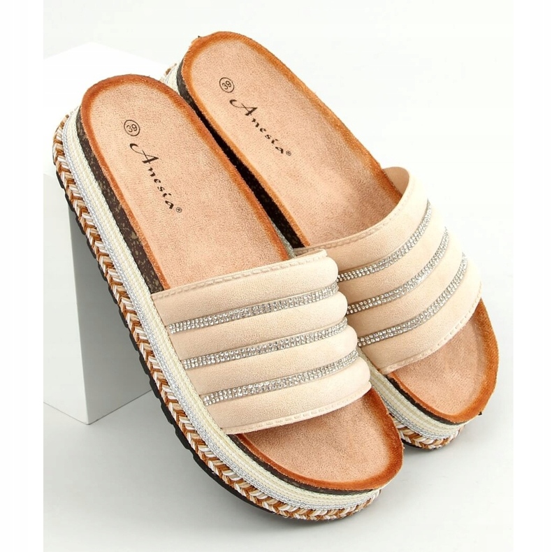 Ciabatte sulla suola decorata N-96 Beige 1