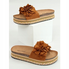 Ciabatte con fiori cammello 9602 Camel marrone 1