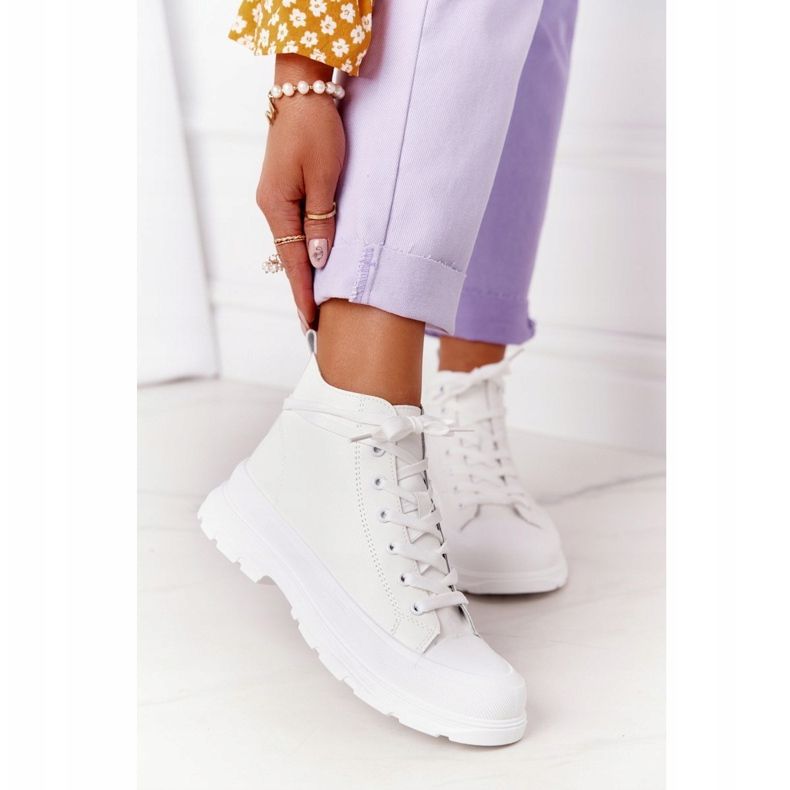 Sneakers da donna in pelle bianca Trissy su suola larga 2